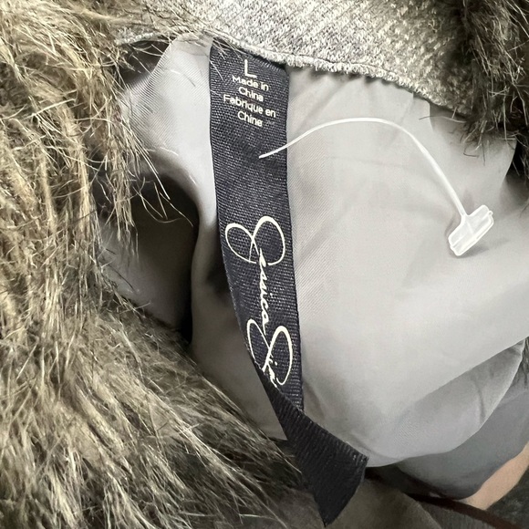 Fur fest - Picture 3 of 3